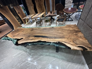 Picture of Walnut Wood Conferance Table 